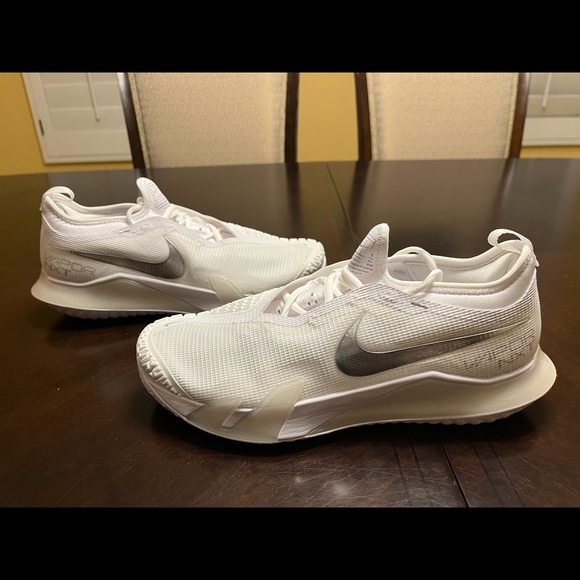 New Nike Court React Vapor NXT White Silver Tennis Sneaker Shoes - Picture 9 of 12
